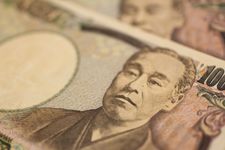 53歳フリーランス、年収は以前の３分の１に…。超ズボラな性格で向き合う「老後不安」脱出ルポ