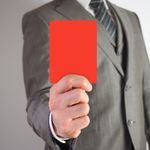 自己評価だけがムダに高い　残念社会人の行動