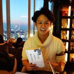 『財布はいますぐ捨てなさい』の著者、金川顕教さん