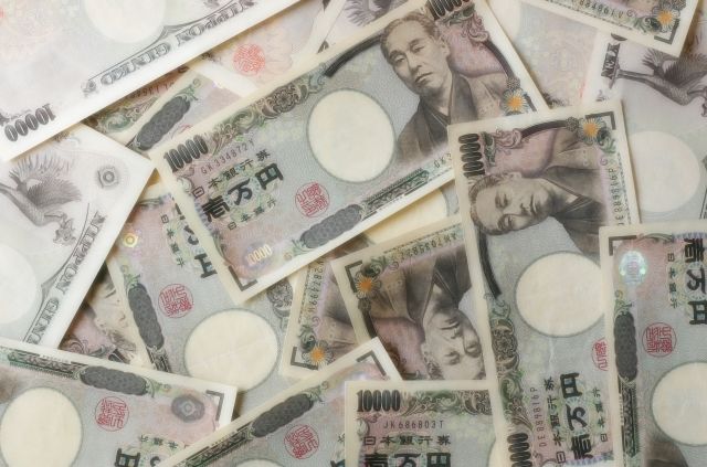 知らずにやっている人多数! 金運を下げる口グセと行動