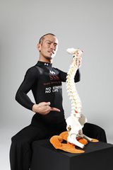 ダイエット界に衝撃 人気トレーナーが出版界から“卒業”