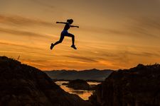「どうせ自分なんて」を乗り越えるための勇気を身に付けるには？