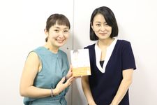 荻野みどりさん（左）と鬼頭あゆみ