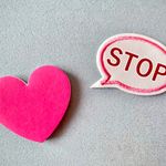 心の疲弊を避けるために「やめるべきこと」とは？（＊画像はイメージです）