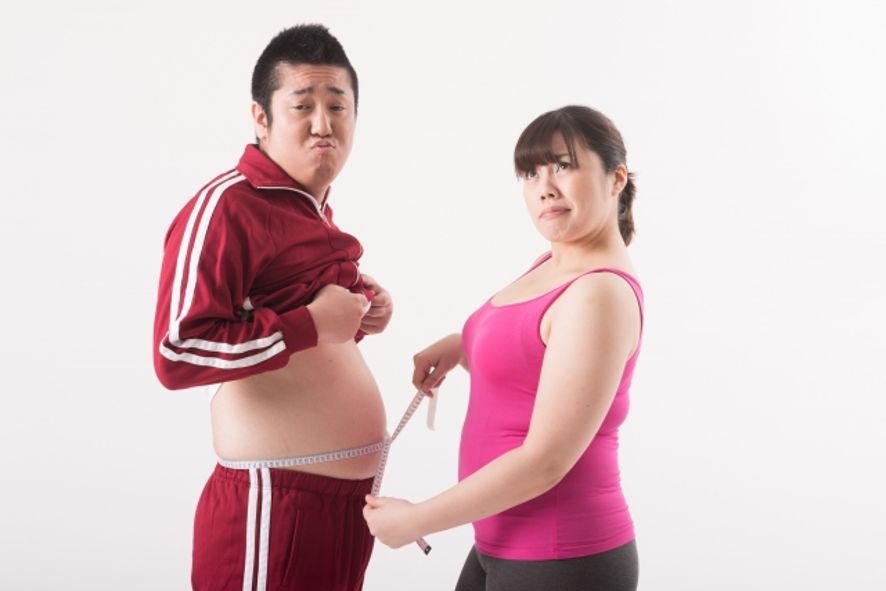 夜遅くに食べると太るはホント? よくあるダイエット法の効果をメタボ外来医が解説