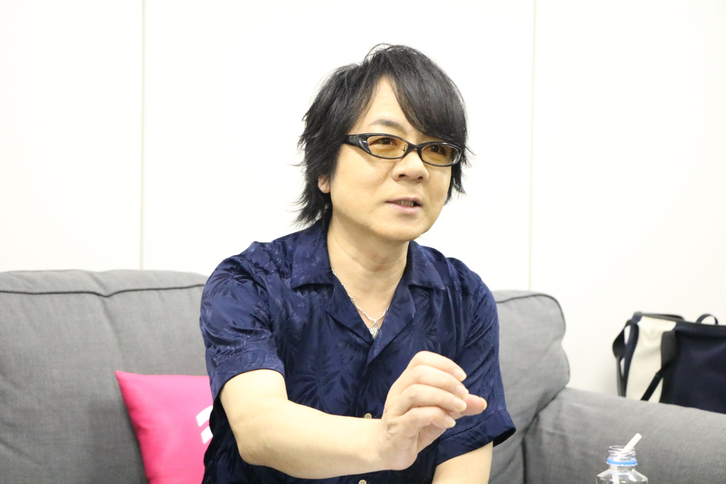 小説家と声優「表現者」としての違いとは？ 平野啓一郎と速水奨が語る