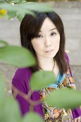 「江戸時代の雰囲気が楽しめる作品にしたかった」―桜庭一樹さんが新作『伏 贋作・里見八犬伝』を語る(1)