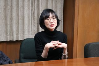 『百年泥』(新潮社刊)で芥川賞を受賞した石井遊佳さん
