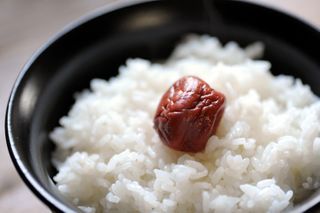 炭水化物は「冷まして」食べる　夏にぴったりな健康ヤセ食習慣（＊画像はイメージです）