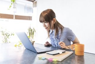 対面とは違う!「オンラインで魅力的に見える人」の特徴は?(*画像はイメージです)