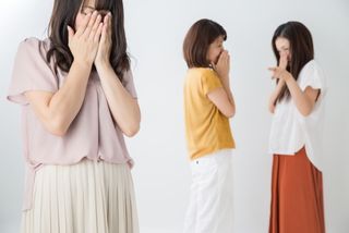 どうしてもあの人と話したくない…。苦手な人をかわす３つの方法（＊画像はイメージです）