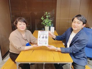 インタビューに応じた春名剛生さん（フジテレビ）と坪井理紗さん（エポックル）