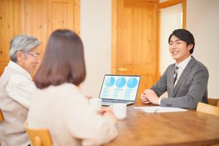 「楽しそうに売りまくる営業マン」の頭の中とは？（＊画像はイメージです）