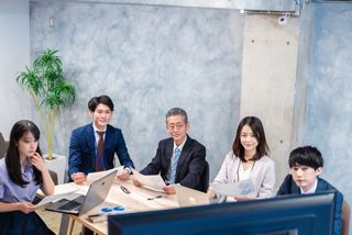 「意見が言いにくい職場」が変わる!心理的安全性を高めるひと言とは?(*画像はイメージです)