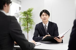 相手に心を開かせ秘密を聞き出す「悪魔のスキル」とは（＊画像はイメージです）