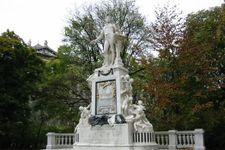 140説以上が乱れ飛ぶ死の原因　天才モーツアルトの最後とは？（＊画像はイメージです）